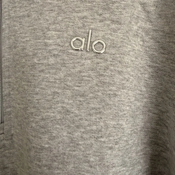 ALO Yoga Accolade 1/4 Zip Pullover - Picture 8 of 12